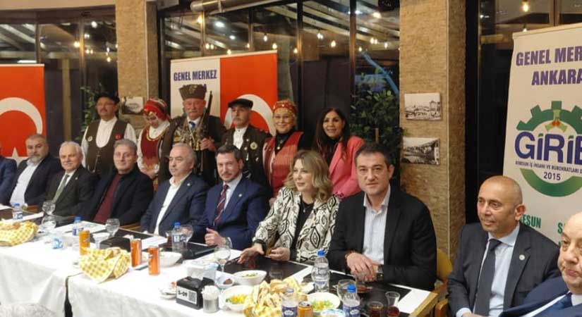 GİRİB’in İftarında Giresun Protokolü Aynı Sofrada